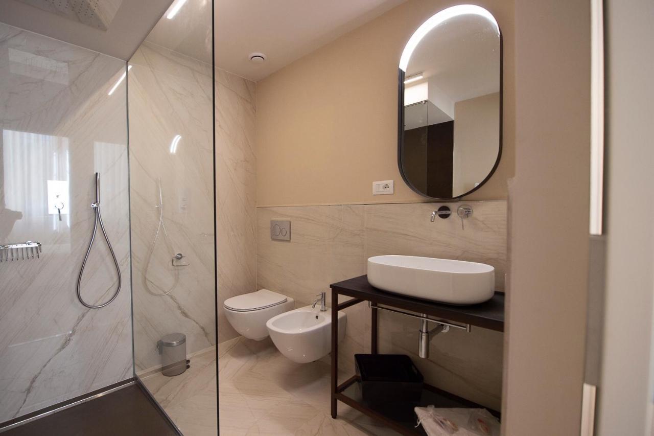 Villino Micol Camere A Due Passi Dal Mare Marina Di Carrara Ngoại thất bức ảnh
