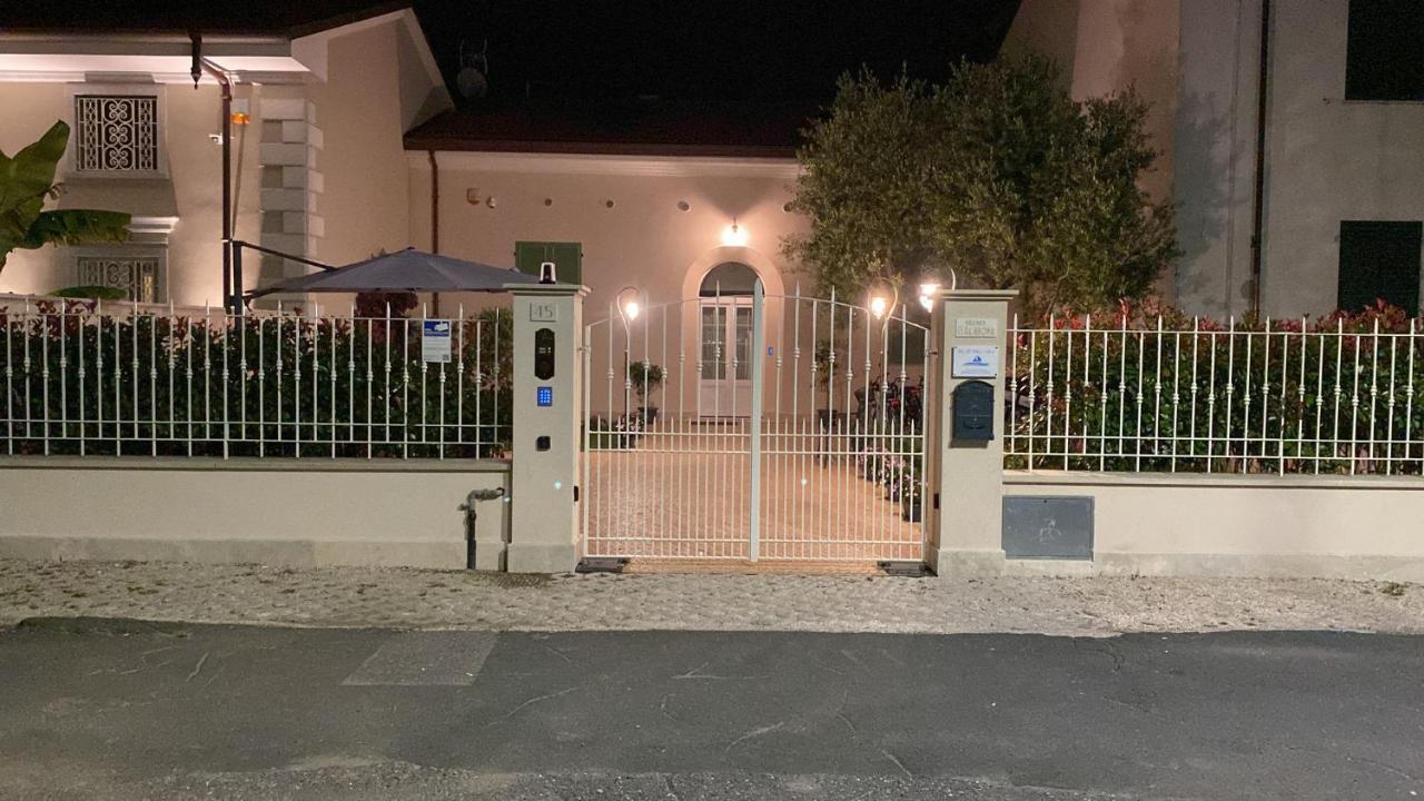 Villino Micol Camere A Due Passi Dal Mare Marina Di Carrara Ngoại thất bức ảnh